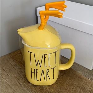 Rae Dunn Tweet Heart with Topper Mug
